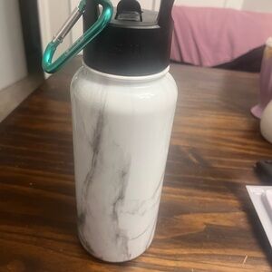 Slim Marble White Water Bottle with Black Lid